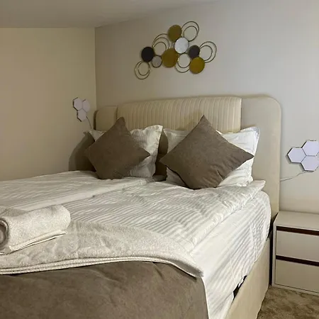 First Line 2 Apartment Balchik