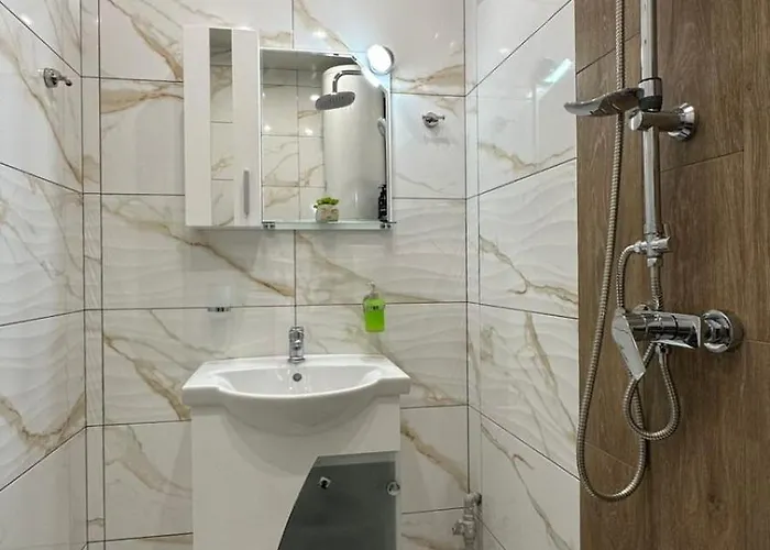 First Line 2 Апартаменты